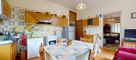 Вилла с 6 спальнями в Риволи, Италия № 345594 36