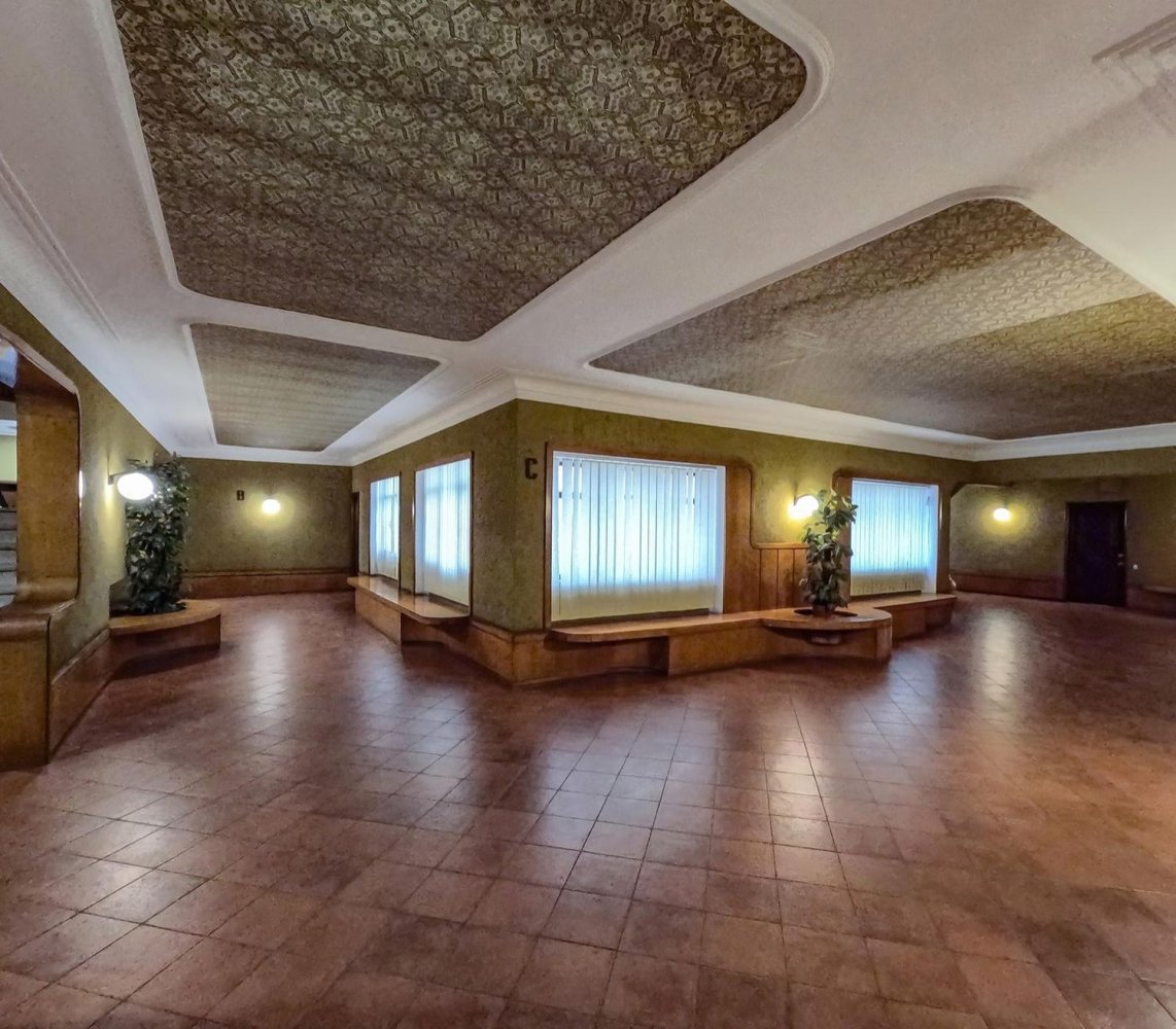 Квартира с 4 комнатами в Рим, Италия № 11178