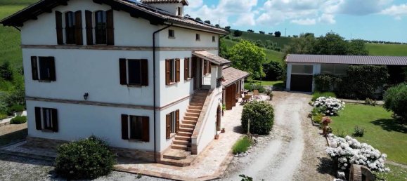 Villa de 7 dormitorios en Montecassiano, Italy No. 298012 4