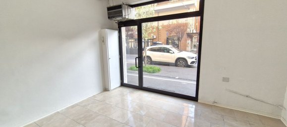 35m² Office in Bologna, Italy No. 328916 5