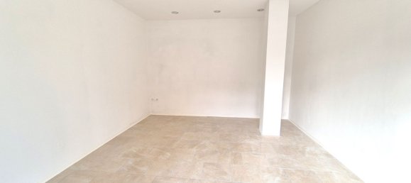 35m² Office in Bologna, Italy No. 328916 6