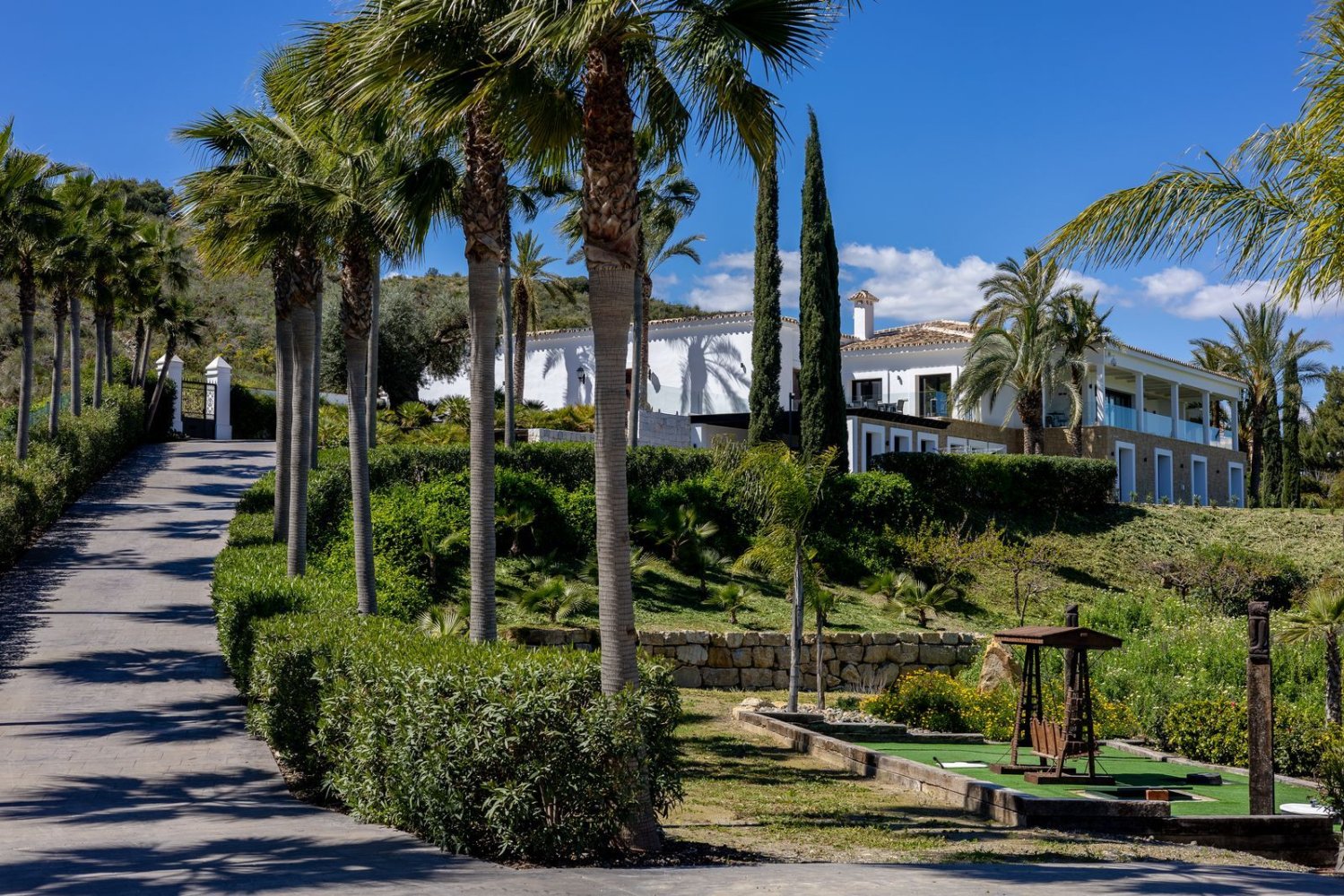 6 bedrooms House in Coin, Spain No. 141756