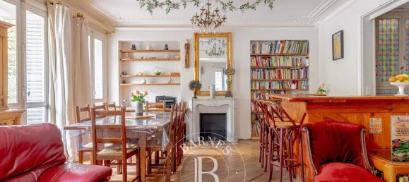 3 bedrooms Apartment in Paris, France No. 164816 3