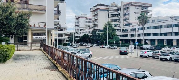 78m² Office in Cagliari, Italy No. 114400 3