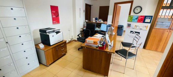 78m² Office in Cagliari, Italy No. 114400 9