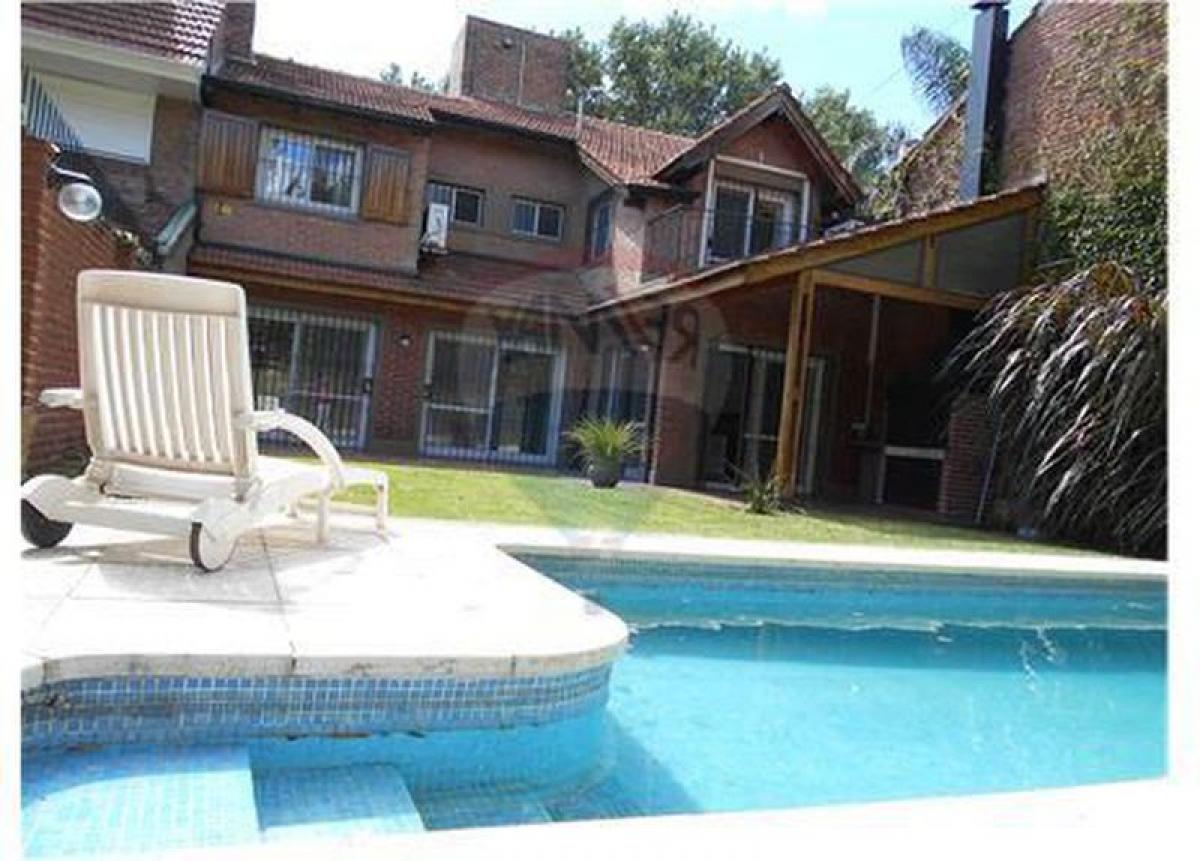 3 bedrooms House in San Isidro, Argentina No. 15475