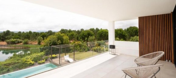 Villa de 4 dormitorios en Quinta do Conde, Portugal No. 320799 30