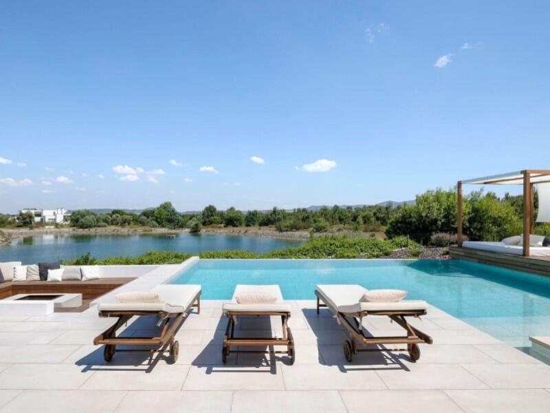 4 bedrooms Villa in Quinta do Conde, Portugal No. 320799