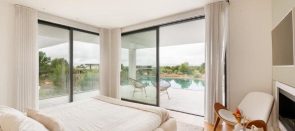 Villa de 4 dormitorios en Quinta do Conde, Portugal No. 320799 23