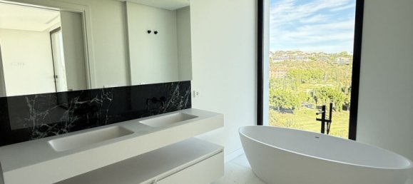 4 غرف نوم فيلا في Malaga, Spain رقم 156874 12