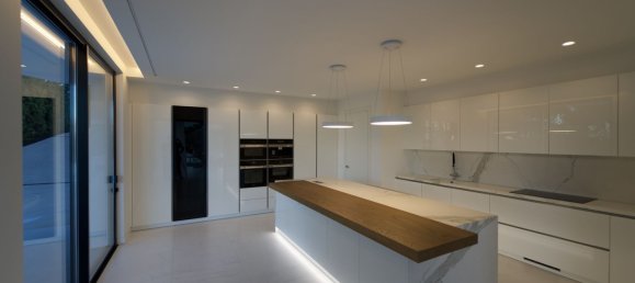 4 غرف نوم فيلا في Malaga, Spain رقم 156874 7