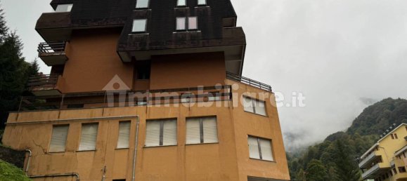 1 bedroom Apartment in Frabosa Sottana, Italy No. 136985 14