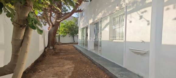 Casa de 3 dormitorios en Alicante, Spain No. 186946 2