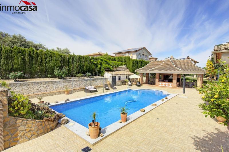 6 غرف نوم فيلا في Vegas del Genil, Spain رقم 210678