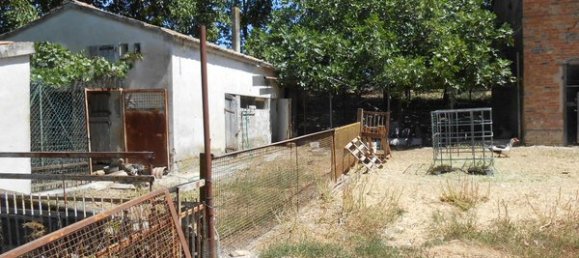 Дом с 10 комнатами в Мондавио, Италия № 113780 11