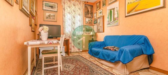 4 chambres Appartement à Rome, Italy No. 377725 9