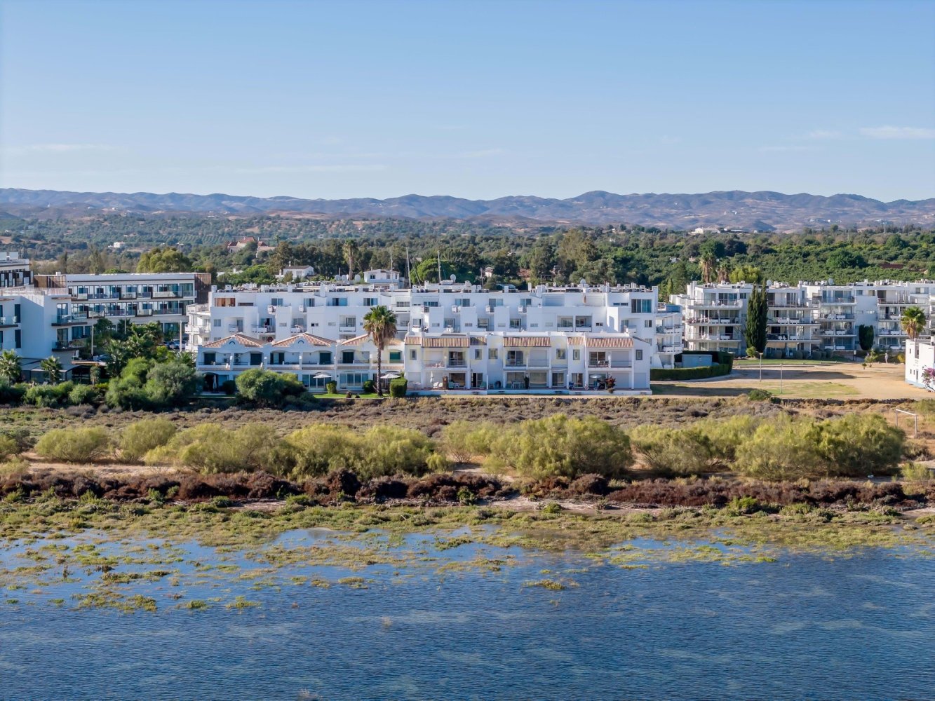 Villa de 2 dormitorios en Tavira, Portugal No. 135304