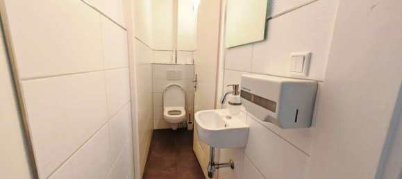 Здание с 4 спальнями в Баден-Вюртемберг, Германия № 10040 24