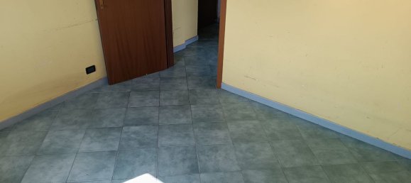 2 bedrooms Apartment in Turin, Italy No. 333504 8