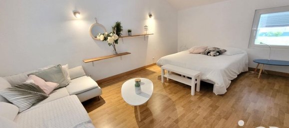 Casa de 4 habitaciónes en Sainte-Marie-du-Lac-Nuisement, France No. 52784 9