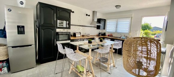 Casa de 4 habitaciónes en Sainte-Marie-du-Lac-Nuisement, France No. 52784 11