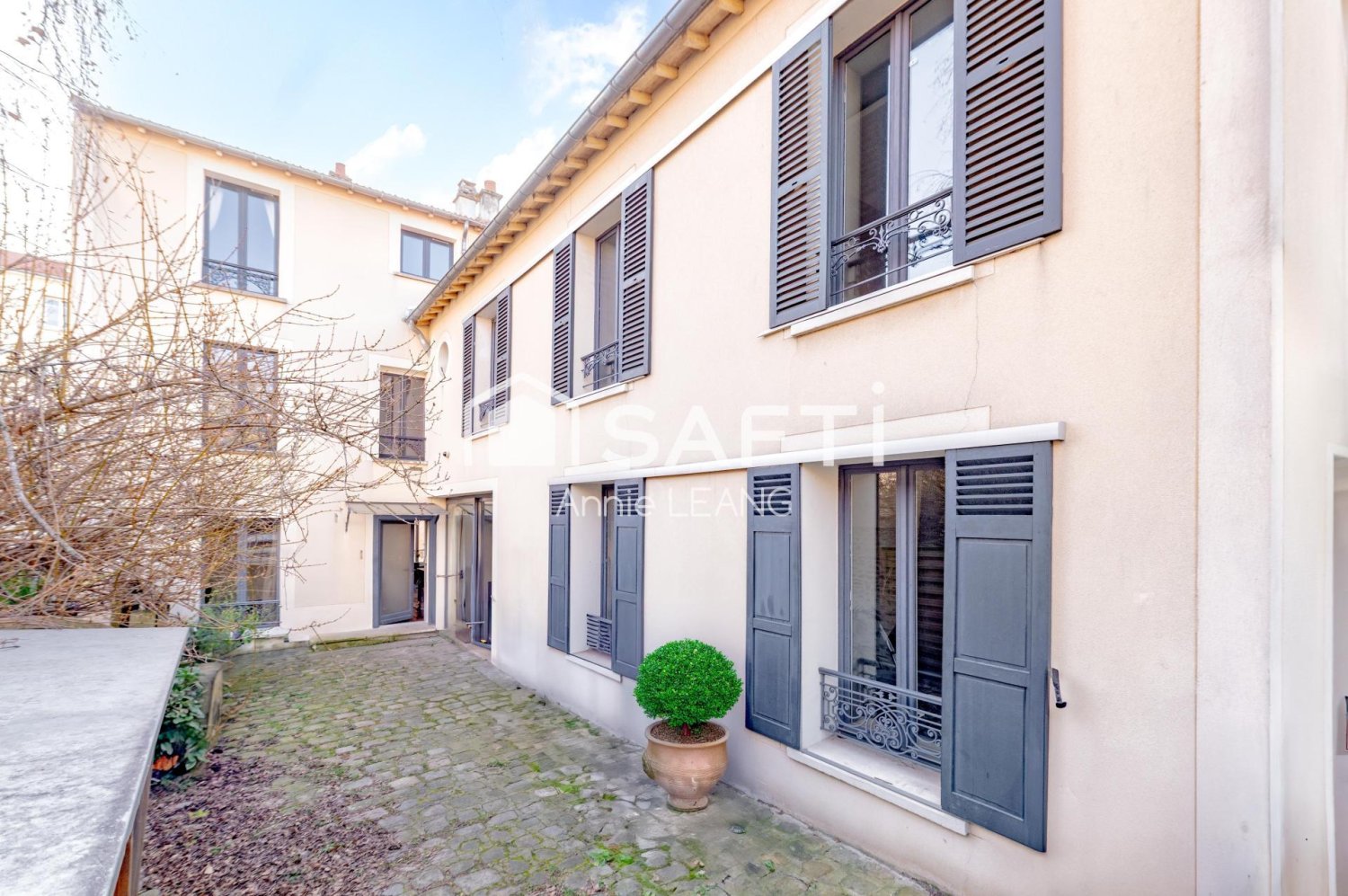 3 chambres Maison à Montreuil, France No. 130846