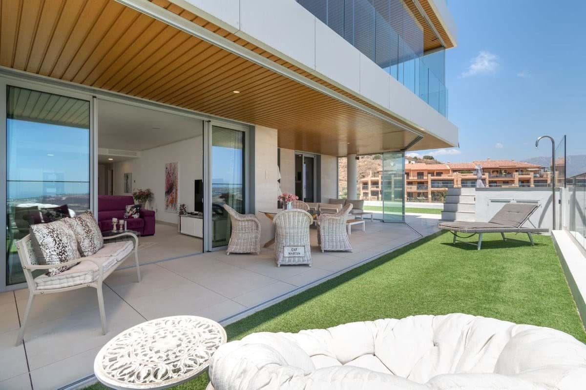 Ático de 2 dormitorios en Mijas, Spain No. 200296