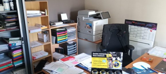 Gewerbliche Immobilie in Charente-Maritime, France 198m², Nr. 282317 5