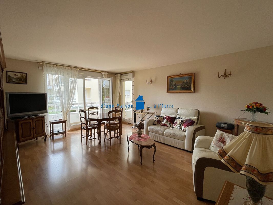 3 غرف نوم شقة في Carrieres-sur-Seine, France رقم 171423