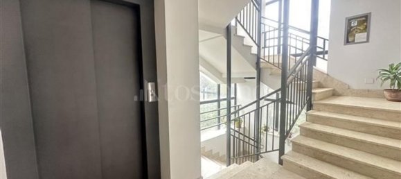 4 rooms Apartment in Palermo, Italy No. 45921 18