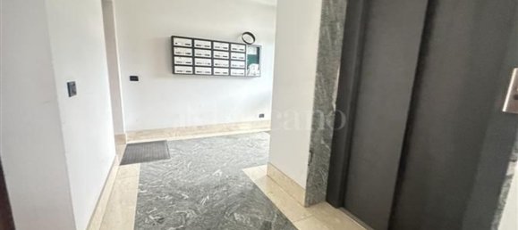4 rooms Apartment in Palermo, Italy No. 45921 9