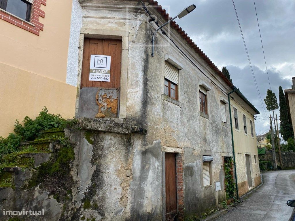 4 غرف نوم منزل في Casal Comba, Portugal رقم 301708