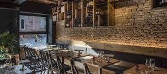 3 rooms Commercial property in Chioggia, Italy No. 228588 11