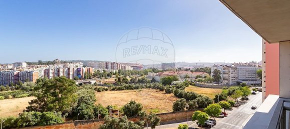 5 Schlafzimmer Doppelhaus in Lisbon, Portugal, Nr. 309700 48