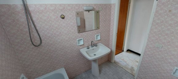 6-Zimmer Wohnung in Ivrea, Italy, Nr. 90633 37