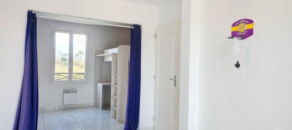 Дом с 5 спальнями в Вийамблен, Франция № 82126 10