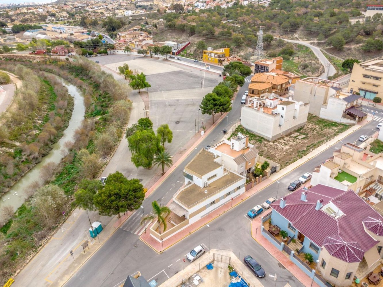 4 bedrooms House in Alicante, Spain No. 249069