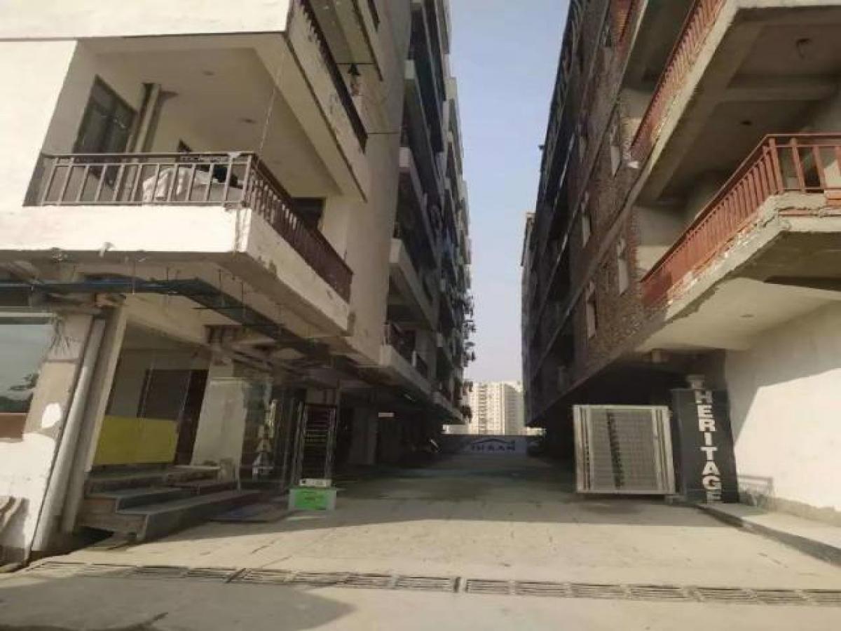 Casa T2 em Noida, India N.º 68272