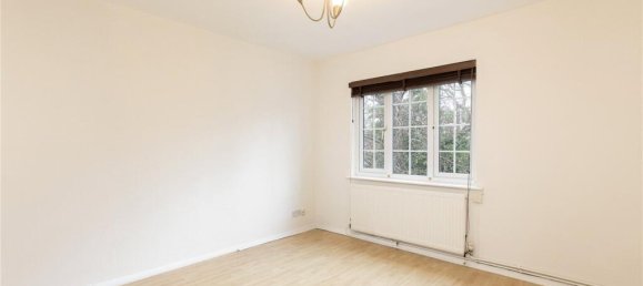 2 bedrooms Maisonette in London, United Kingdom No. 3780 7