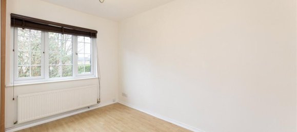 2 bedrooms Maisonette in London, United Kingdom No. 3780 4