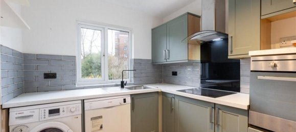 2 bedrooms Maisonette in London, United Kingdom No. 3780 3