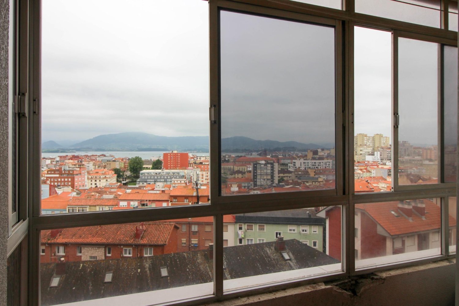 3 bedrooms Apartment in Santander, Spain No. 138749