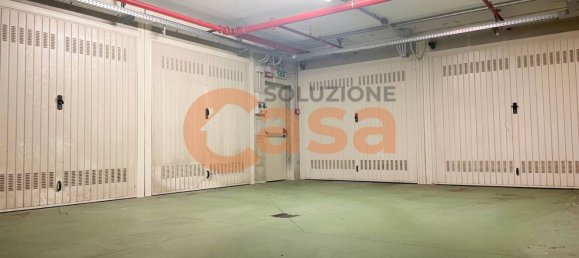 مرآب في Piacenza, Italy 30متر مربع رقم 124825 21