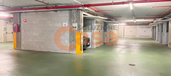 مرآب في Piacenza, Italy 30متر مربع رقم 124825 6