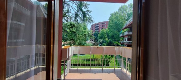 Apartamento de 3 dormitorios en Vimodrone, Italy No. 357814 8