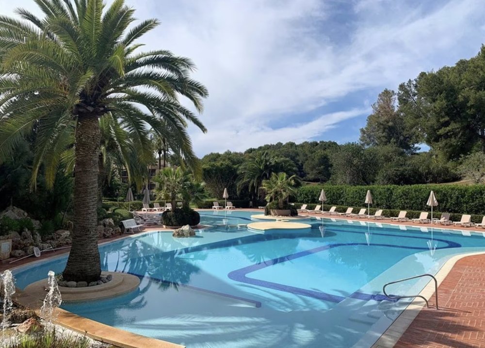 Пентхаус с 2 спальнями в Бендинат, Испания № 16287