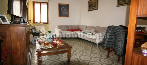 2 bedrooms Apartment in Carrara, Italy No. 151456 3
