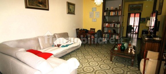 2 bedrooms Apartment in Carrara, Italy No. 151456 2