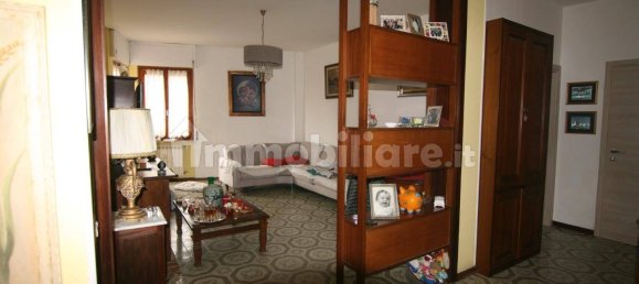 2 bedrooms Apartment in Carrara, Italy No. 151456 4