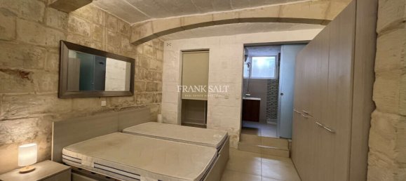 2 غرف نوم طابقين في Sliema, Malta رقم 6869 9